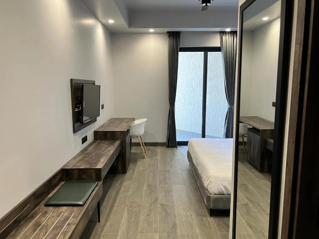 Mod Avenue Hotel Gurgaon 3*,
